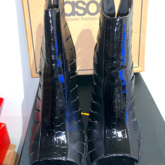 Black gladiator square heel sandals - Picture 4 of 6